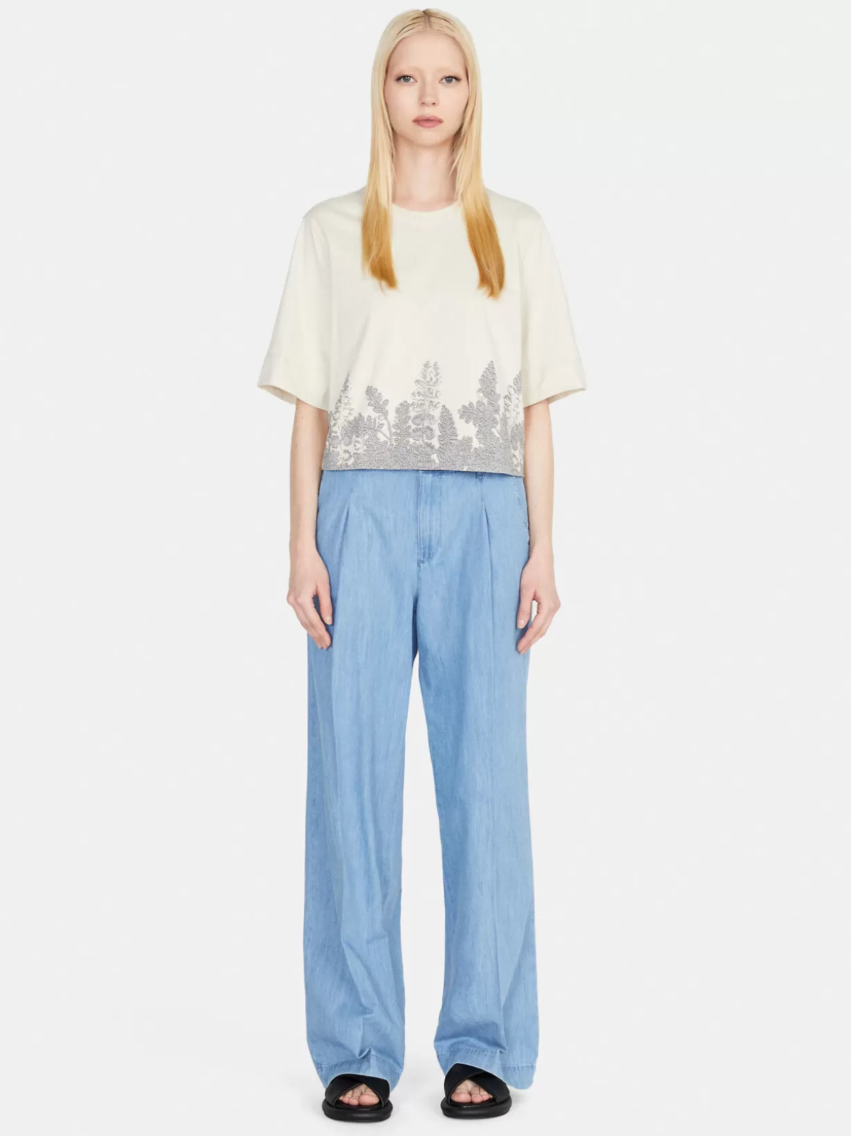 Cropped Oversized Fit T-Shirt With Print<Sisley Fashion