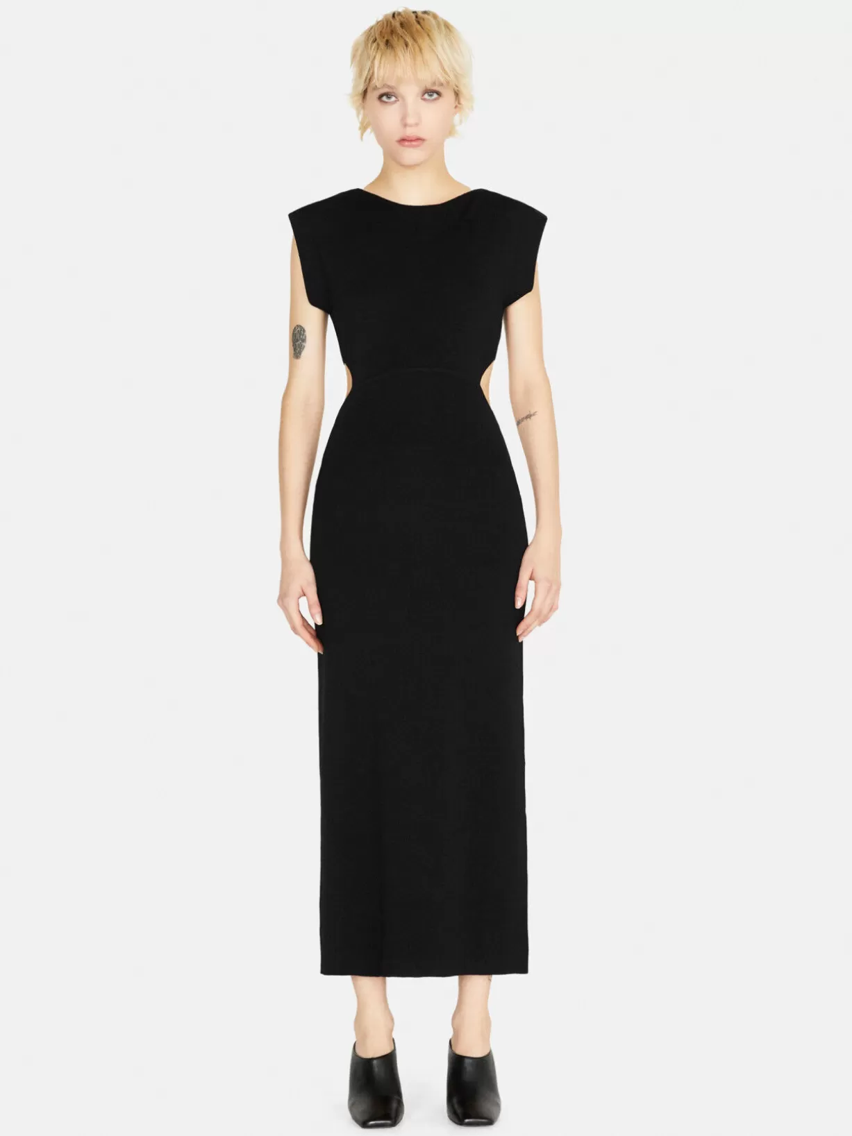 Form-Fitting Dress With Cut-Out<Sisley Store